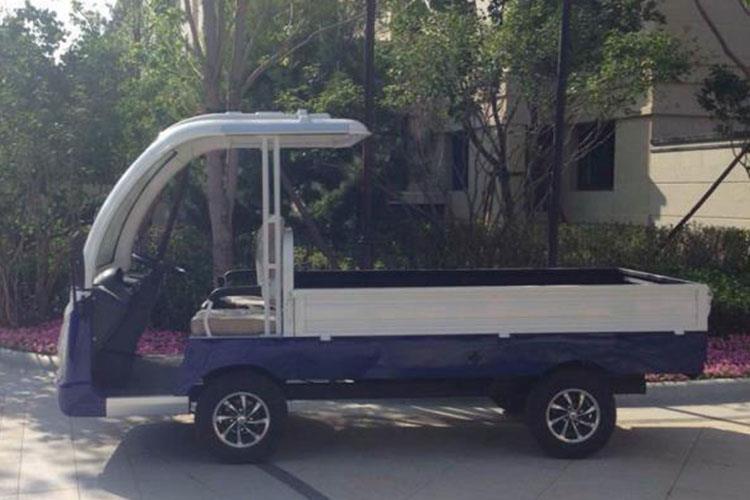 接納效率高直流牽引電動(dòng)機(jī)，牽引力大，步碾兒速度行走，能蒙受沉重的物料搬運(yùn)