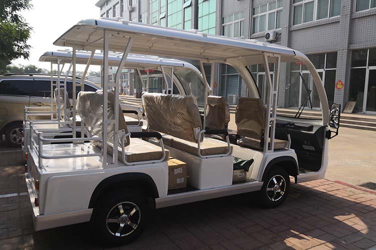 電動(dòng)車(chē)輕巧靈活，在道路狹窄的道路上可以輕松隨時(shí)起動(dòng)