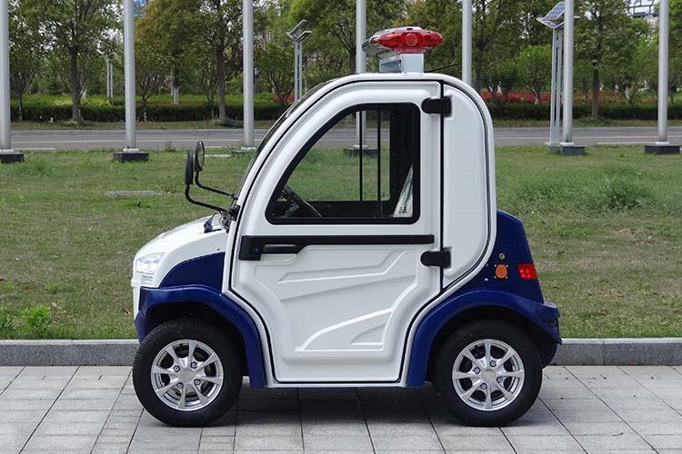 電動(dòng)巡邏車常見(jiàn)的電池漏液會(huì)發(fā)生在以下部位：上蓋與底槽之間密封不良，或者因?yàn)榭呐?，密封膠裂紋泄漏