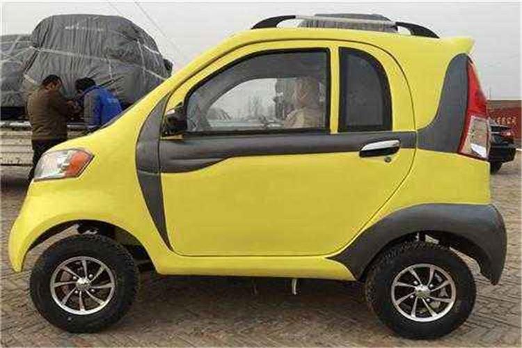 意外漏電責(zé)任險(xiǎn)承保的是駕駛?cè)嗽谑褂眯履茉措妱?dòng)車過程中發(fā)生意外漏電導(dǎo)致的人身傷亡或財(cái)產(chǎn)直接損毀