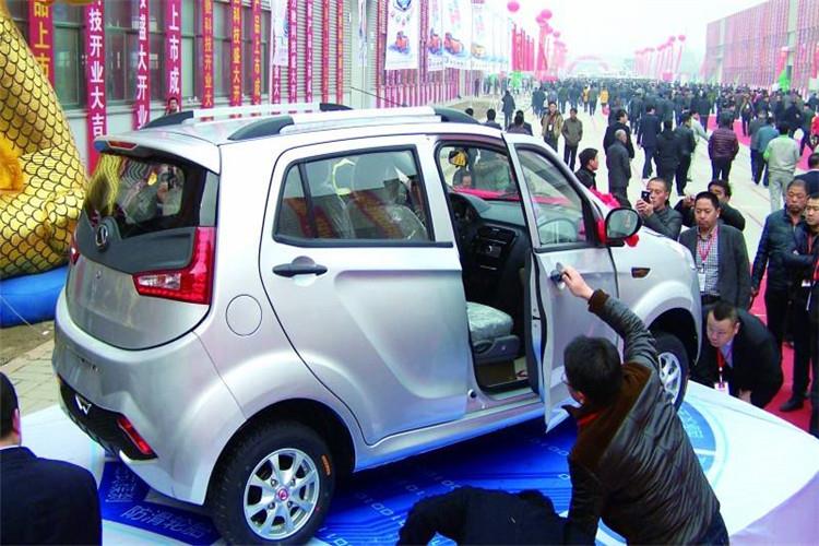 同時新能源電動車車型本身還需要盡量通過動力電機(jī)進(jìn)行制動能量回收，如何協(xié)調(diào)兩種制動力的分配成為巨大挑戰(zhàn)