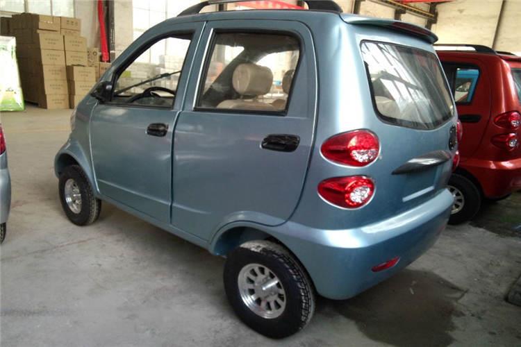 與內(nèi)燃機(jī)汽車相比，山東新能源電動(dòng)車工作時(shí)不產(chǎn)生排放污染物，驅(qū)動(dòng)電機(jī)工作時(shí)產(chǎn)生的噪聲也比內(nèi)燃機(jī)產(chǎn)生的噪聲小