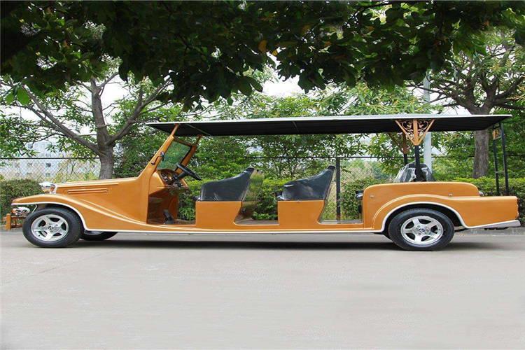 放下山東電動老爺車車身，擰緊螺絲帽放下車身，拿掉千斤頂，并再次把螺絲帽按照對角的次序進(jìn)一步擰緊