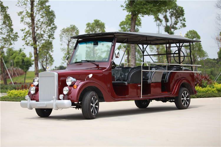 鐵底盤車架會便宜一些，但是山東電動老爺車的使用壽命及爬坡、續(xù)航相對來說會差很多